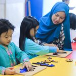 Mudahnya, Ini 10 Tips Ibu Bapa Hebat. Amalkan Selalu!